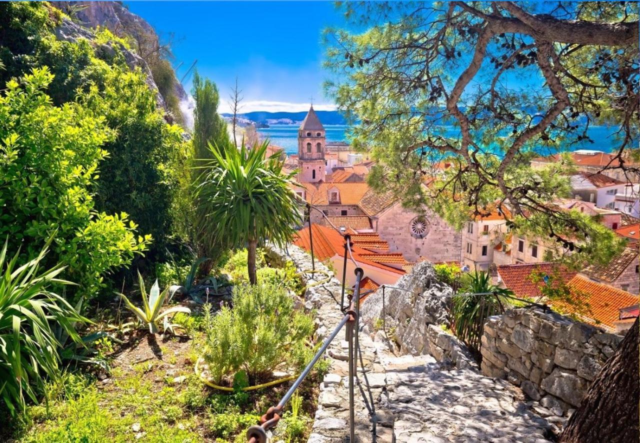 Sunny Vista Apartment Omiš Extérieur photo